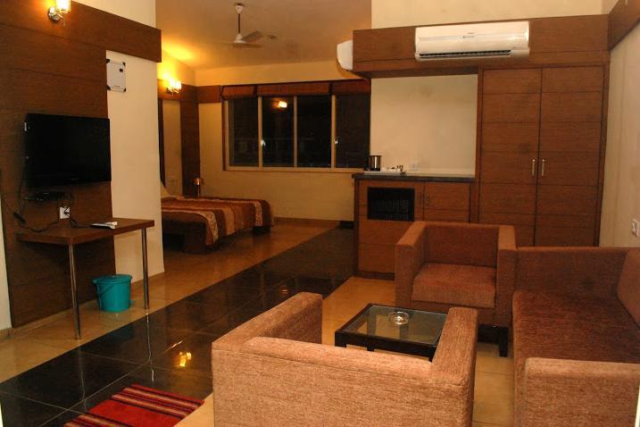 Wonderland Resort Silvassa Room photo