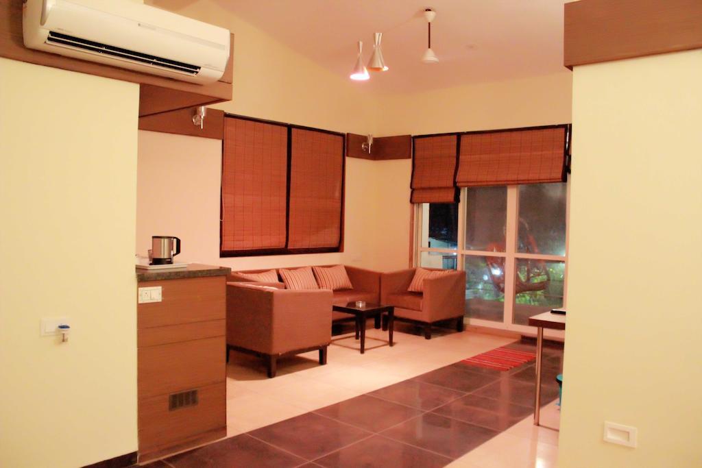 Wonderland Resort Silvassa Exterior photo
