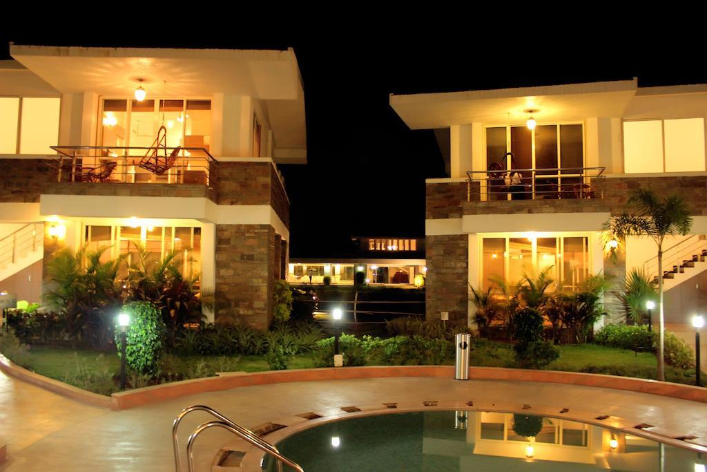 Wonderland Resort Silvassa Exterior photo